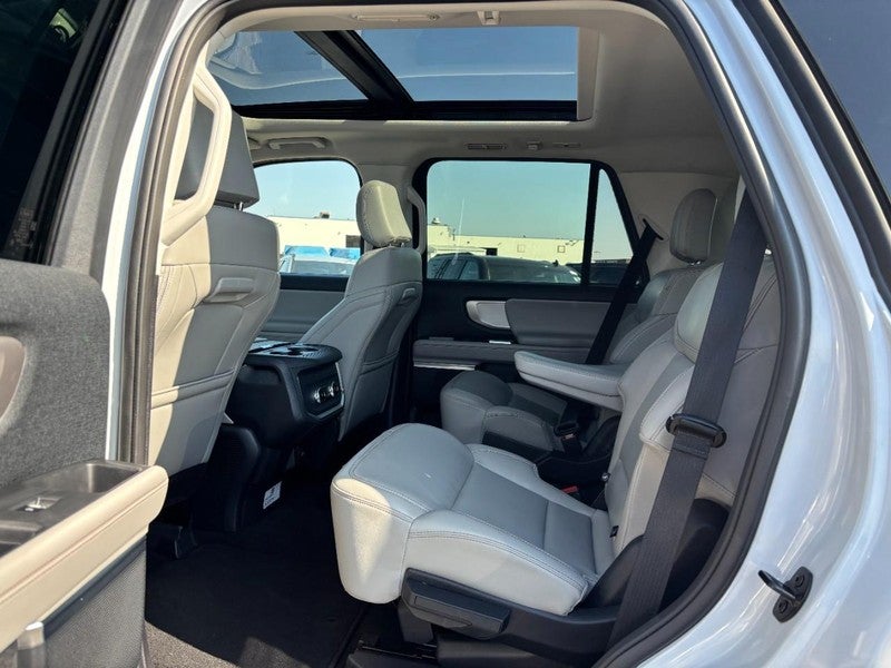 2025 Ford Expedition Active 4x4