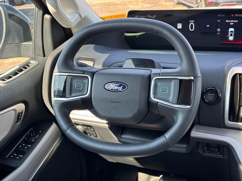 2025 Ford Expedition Active 4x4