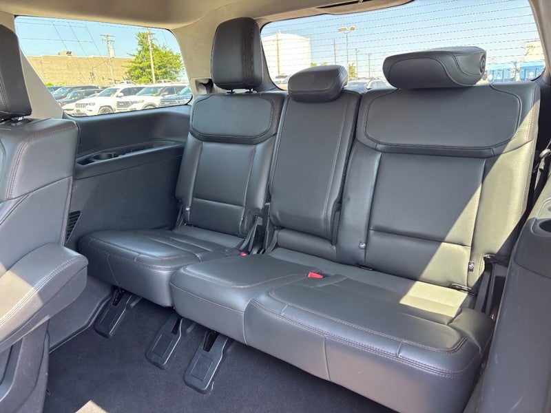 2025 Ford Expedition Active 4x4