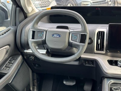 2025 Ford Expedition Active 4x4