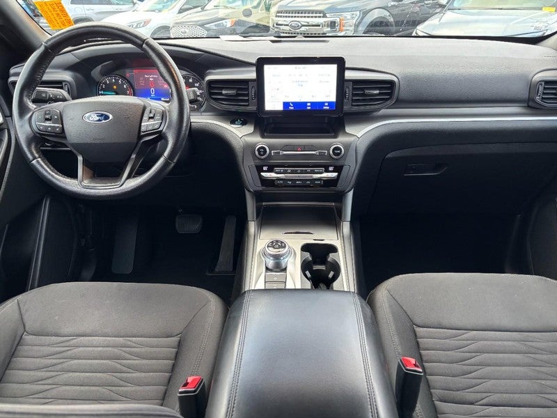 2020 Ford Explorer XLT RWD