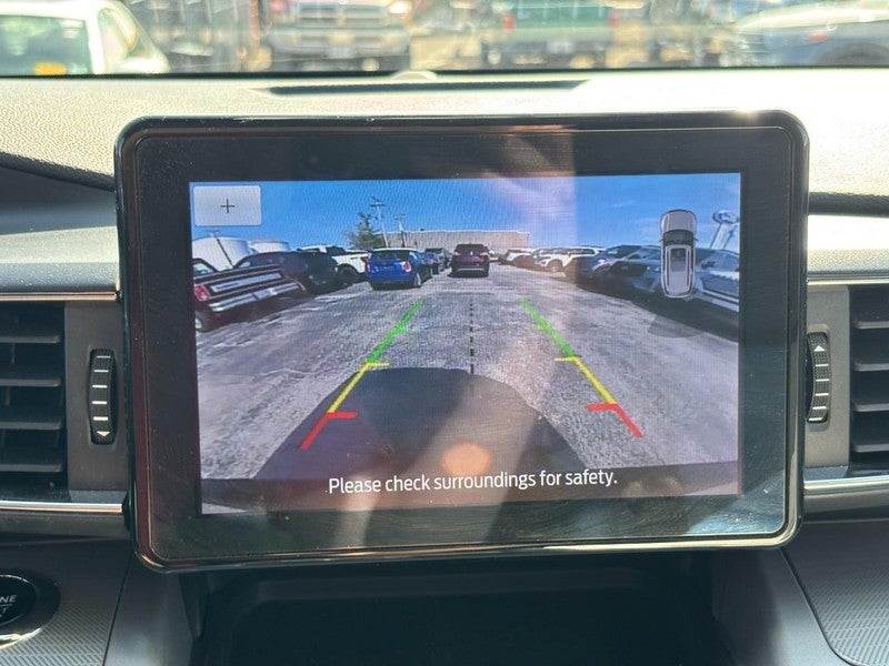 2023 Ford Explorer XLT 4WD