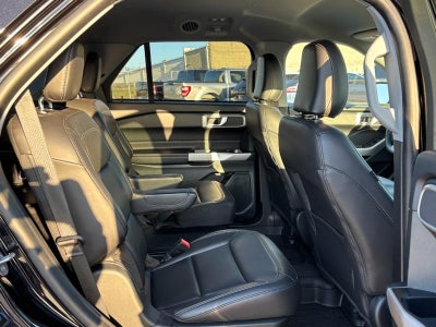 2023 Ford Explorer XLT 4WD