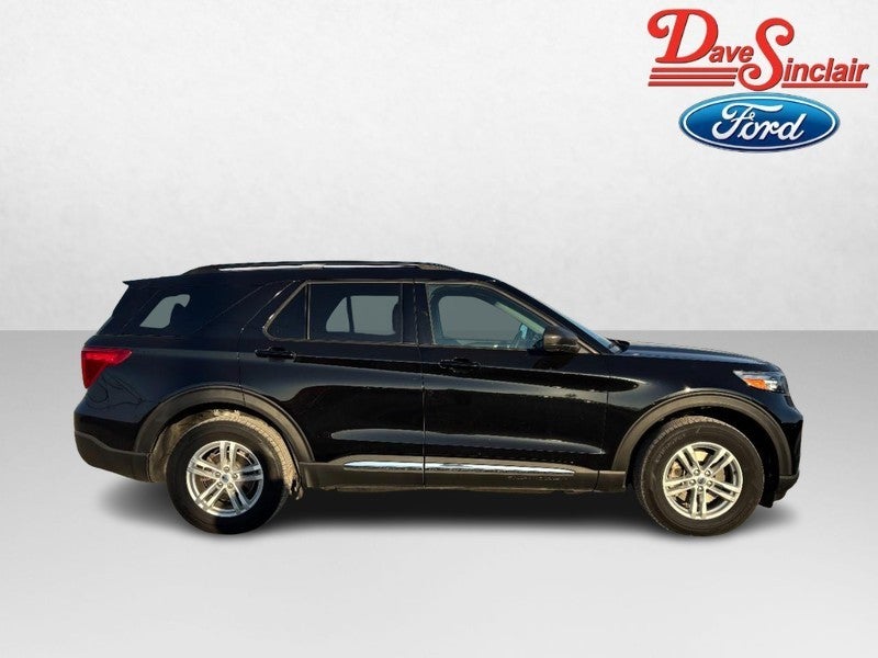 2023 Ford Explorer XLT 4WD