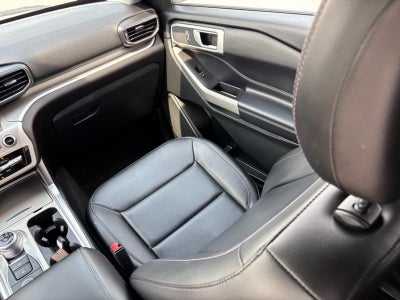 2022 Ford Explorer XLT 4WD