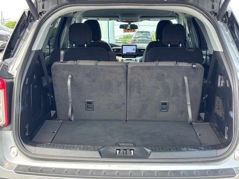 2023 Ford Explorer XLT 4WD