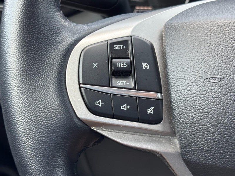 2023 Ford Explorer XLT 4WD