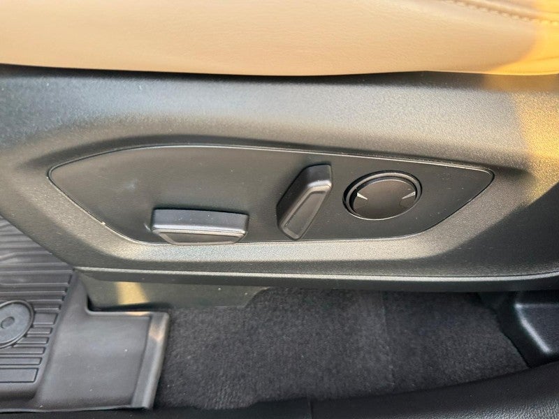 2023 Ford Explorer XLT 4WD