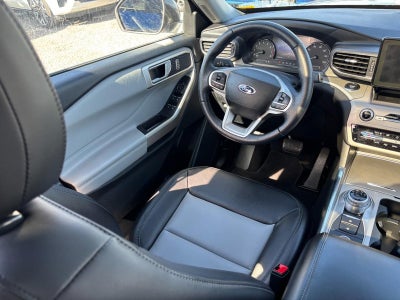 2023 Ford Explorer XLT 4WD