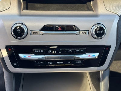 2023 Ford Explorer XLT 4WD