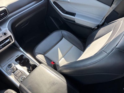 2023 Ford Explorer XLT 4WD