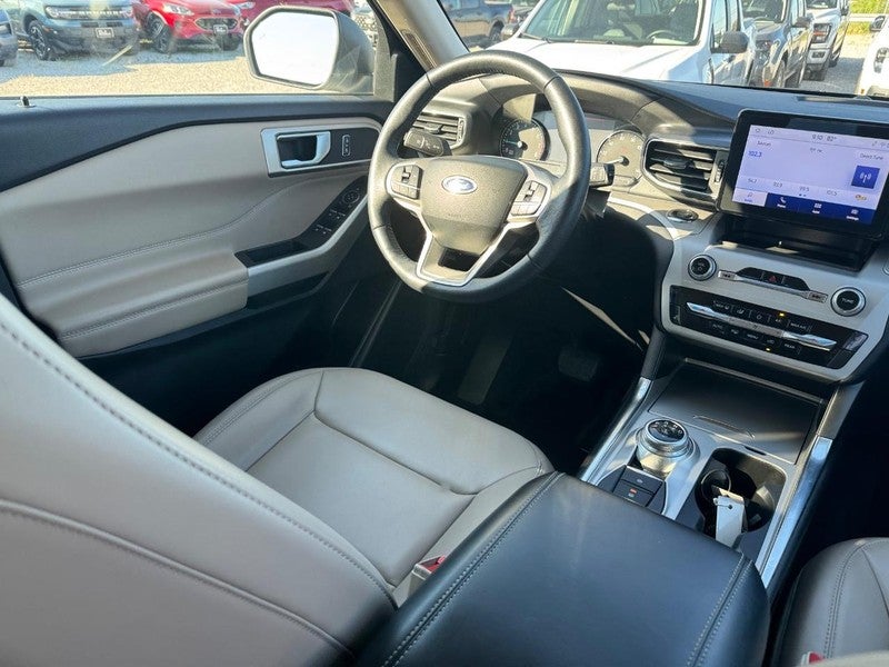 2024 Ford Explorer XLT 4WD