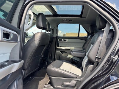 2022 Ford Explorer XLT 4WD