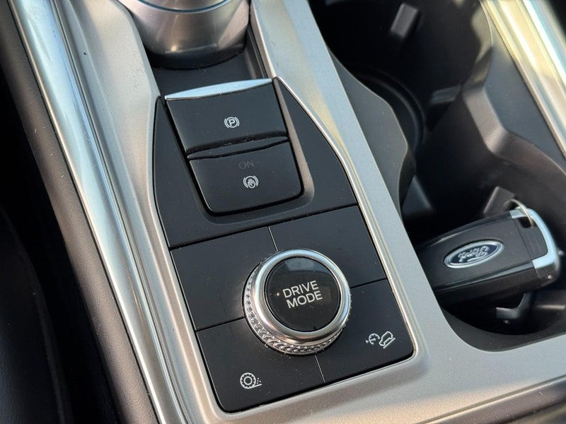 2023 Ford Explorer XLT 4WD