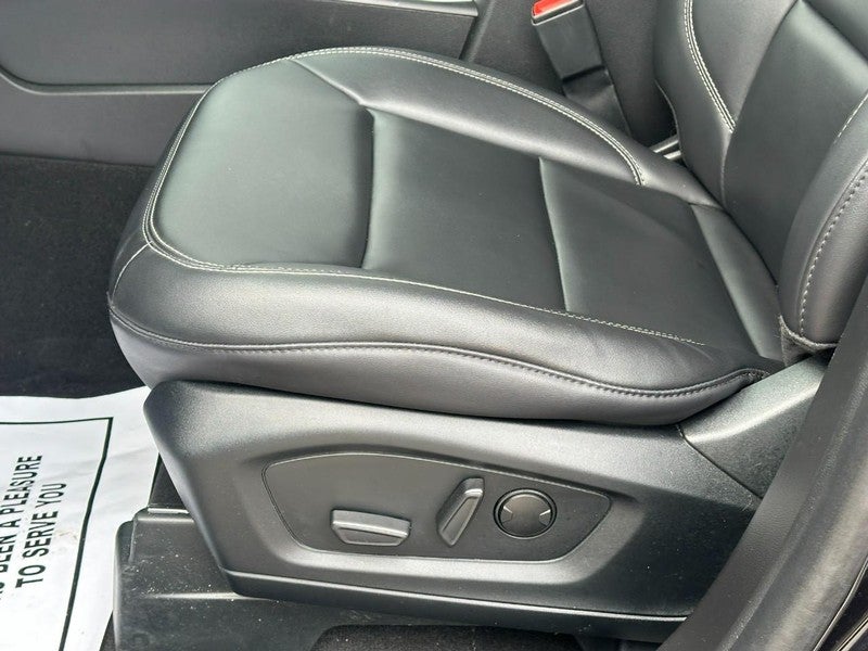 2023 Ford Explorer XLT 4WD