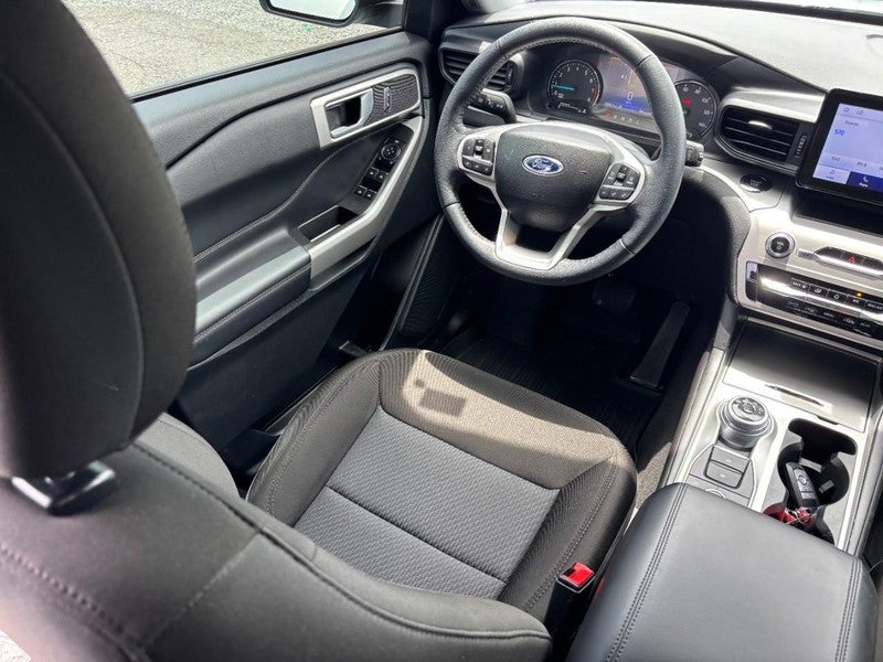 2023 Ford Explorer XLT 4WD