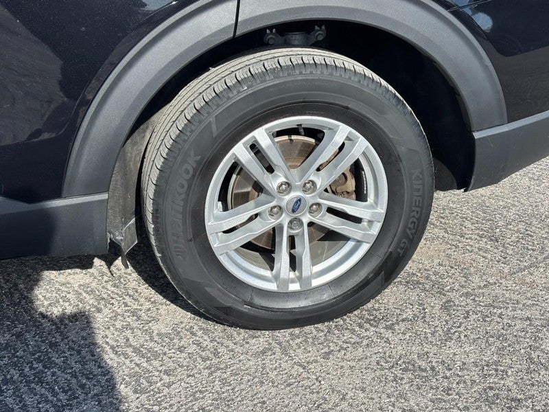 2023 Ford Explorer XLT 4WD