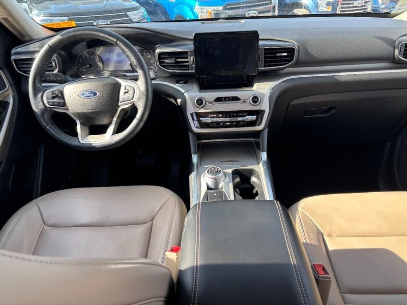 2023 Ford Explorer XLT 4WD