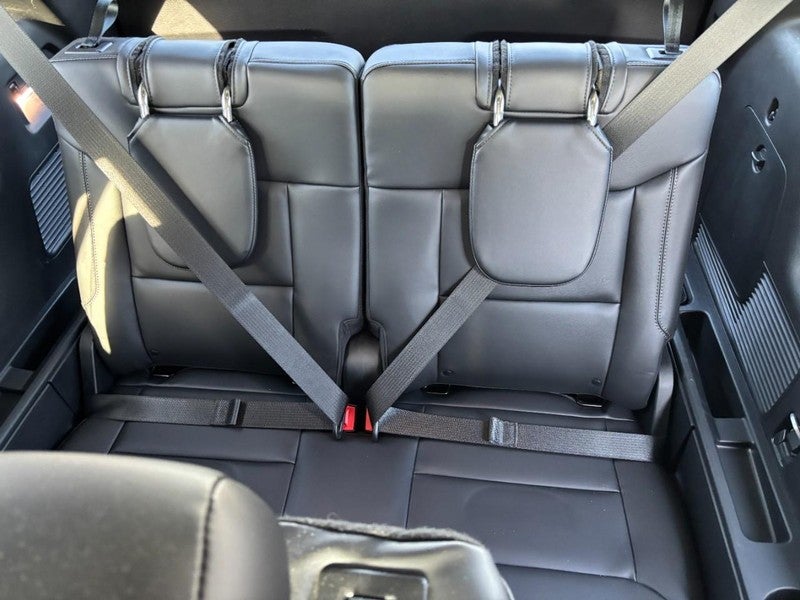 2023 Ford Explorer XLT 4WD