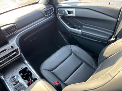 2023 Ford Explorer XLT 4WD