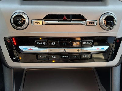 2023 Ford Explorer XLT 4WD