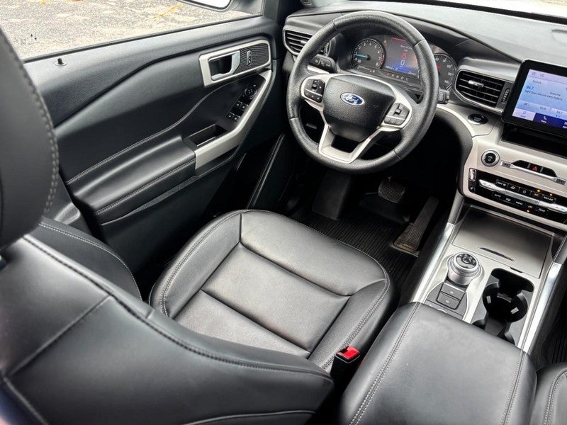 2024 Ford Explorer XLT 4WD