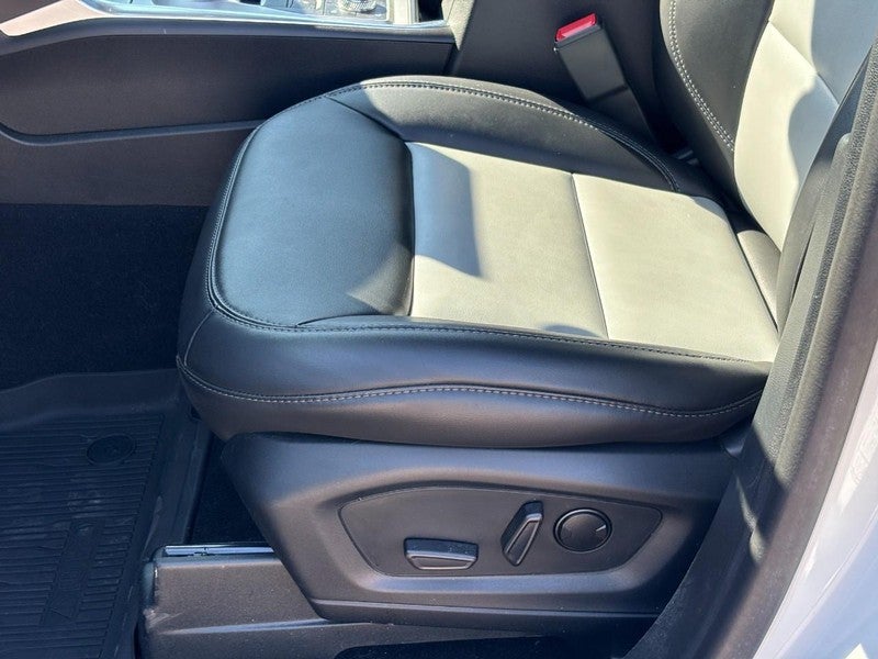 2024 Ford Explorer XLT 4WD