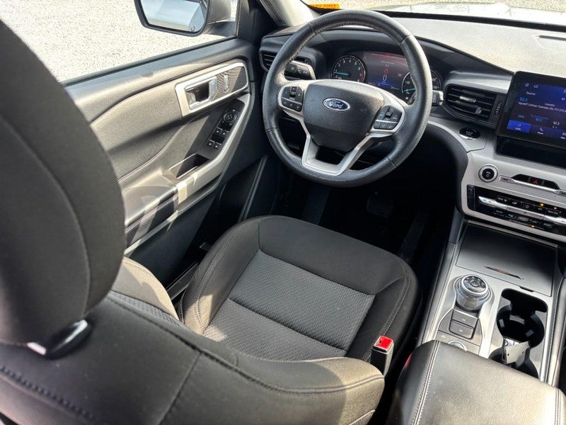 2024 Ford Explorer XLT 4WD