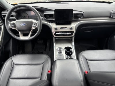 2023 Ford Explorer XLT 4WD