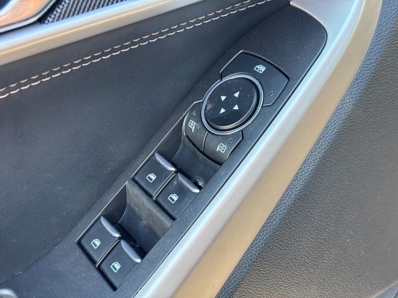 2023 Ford Explorer XLT 4WD