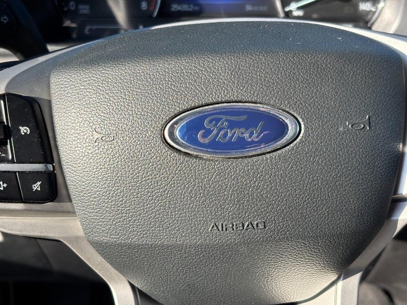 2023 Ford Explorer XLT 4WD