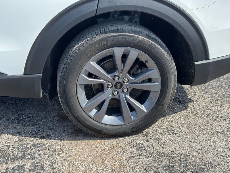 2023 Ford Explorer XLT 4WD