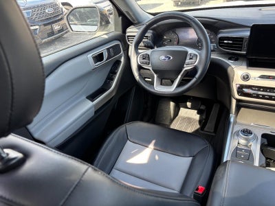 2023 Ford Explorer XLT 4WD