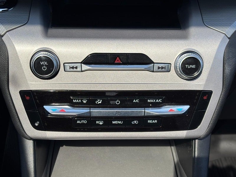 2023 Ford Explorer XLT 4WD