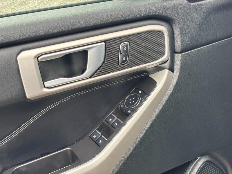 2024 Ford Explorer XLT 4WD