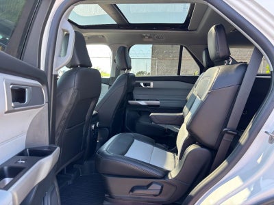 2023 Ford Explorer XLT 4WD