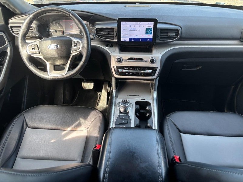 2023 Ford Explorer XLT 4WD