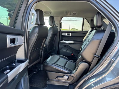 2024 Ford Explorer XLT 4WD