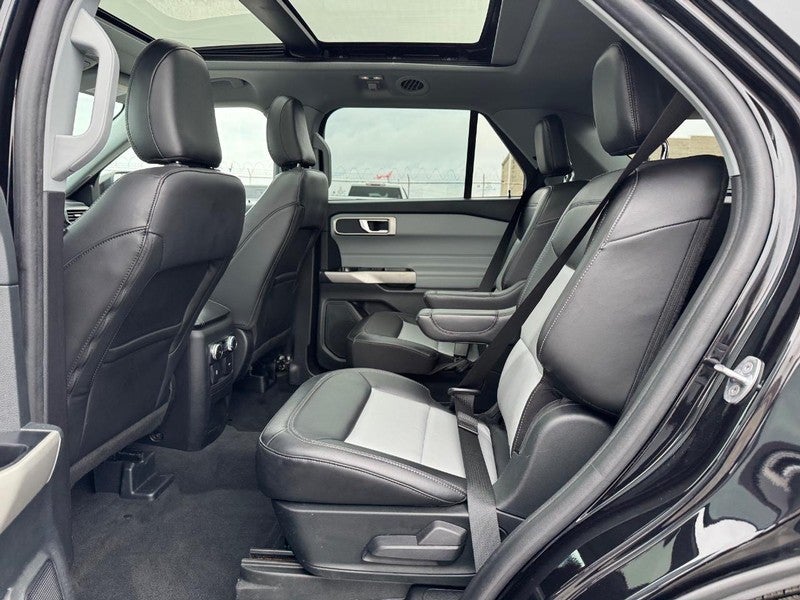 2022 Ford Explorer XLT 4WD