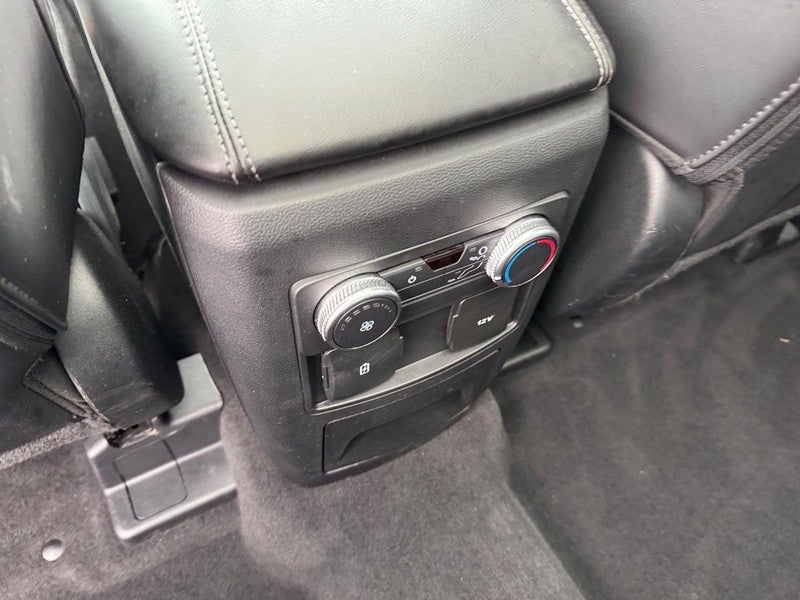 2022 Ford Explorer XLT 4WD