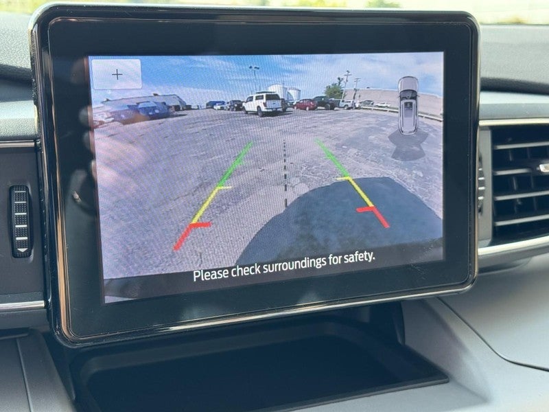 2023 Ford Explorer XLT 4WD