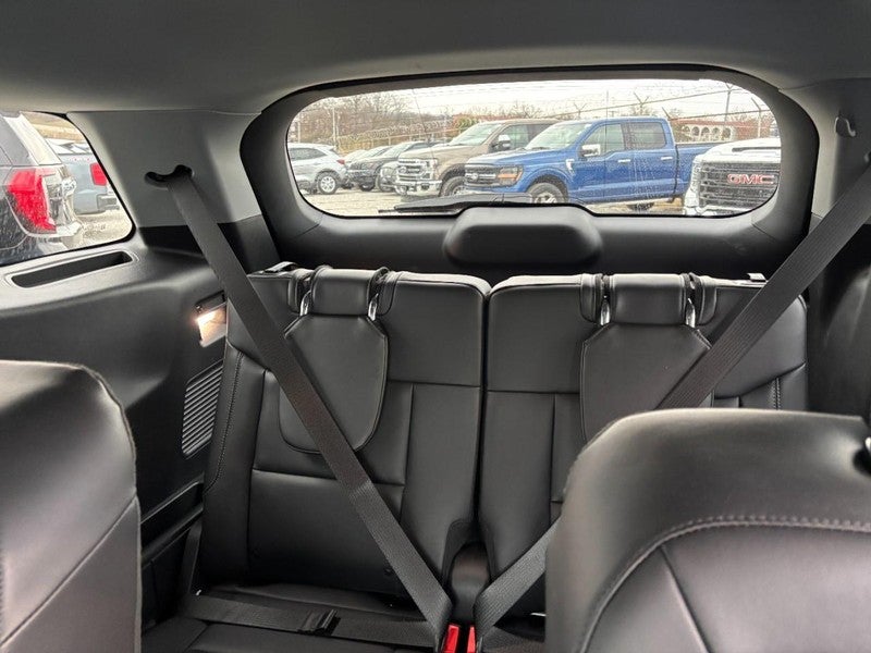 2023 Ford Explorer XLT 4WD