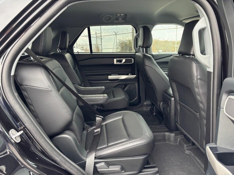 2023 Ford Explorer XLT 4WD