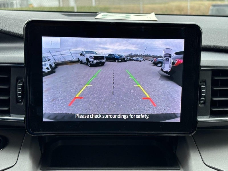 2023 Ford Explorer XLT 4WD