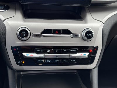 2023 Ford Explorer XLT 4WD