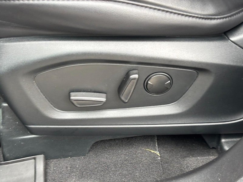 2023 Ford Explorer XLT 4WD