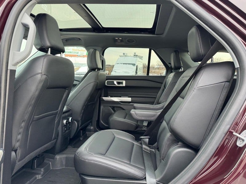 2022 Ford Explorer XLT 4WD