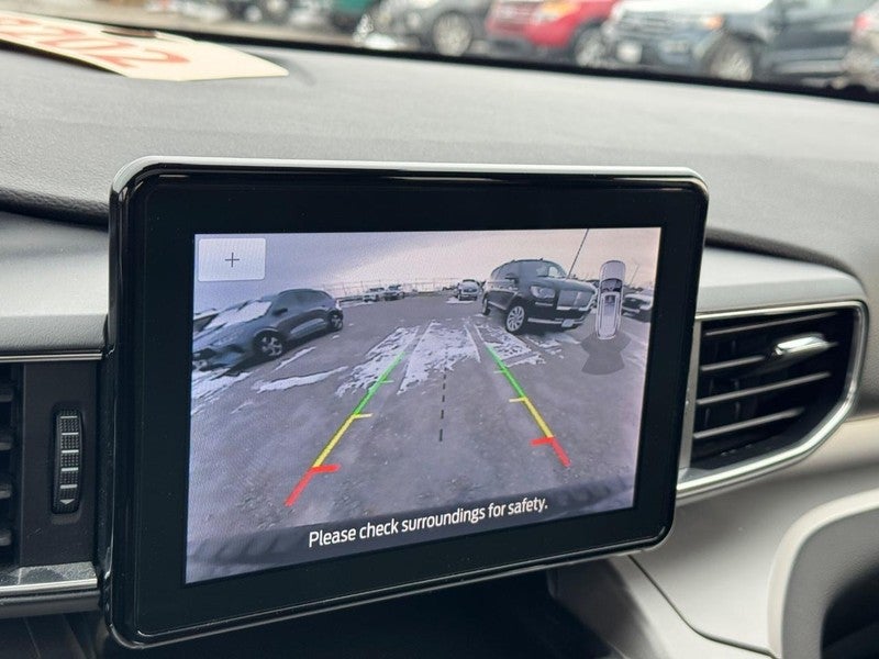 2022 Ford Explorer XLT 4WD