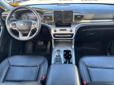 2022 Ford Explorer XLT 4WD
