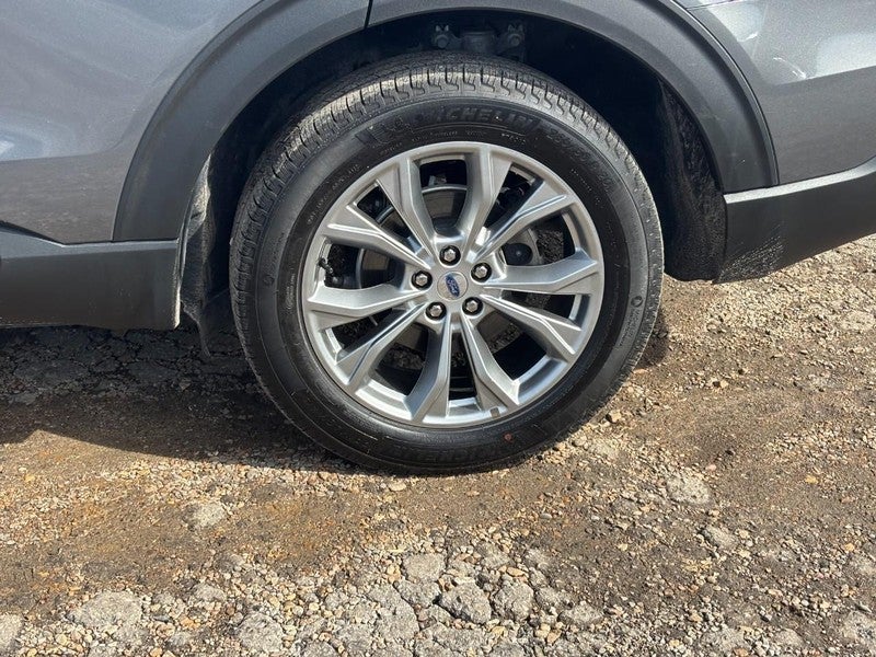 2022 Ford Explorer XLT 4WD